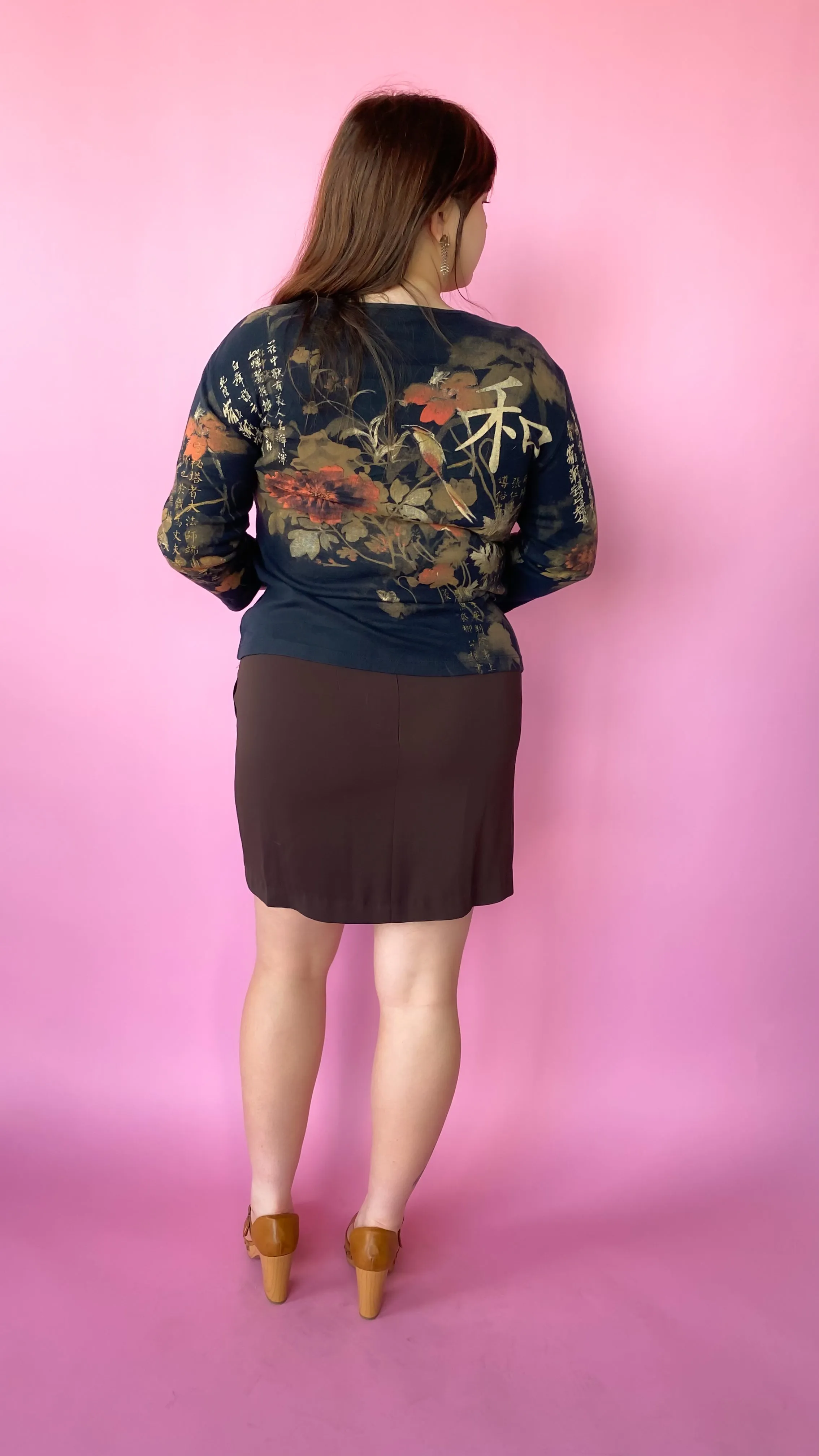 1990s Black Chinese Lettering Rhinestone Top, sz. 1XL-5XL